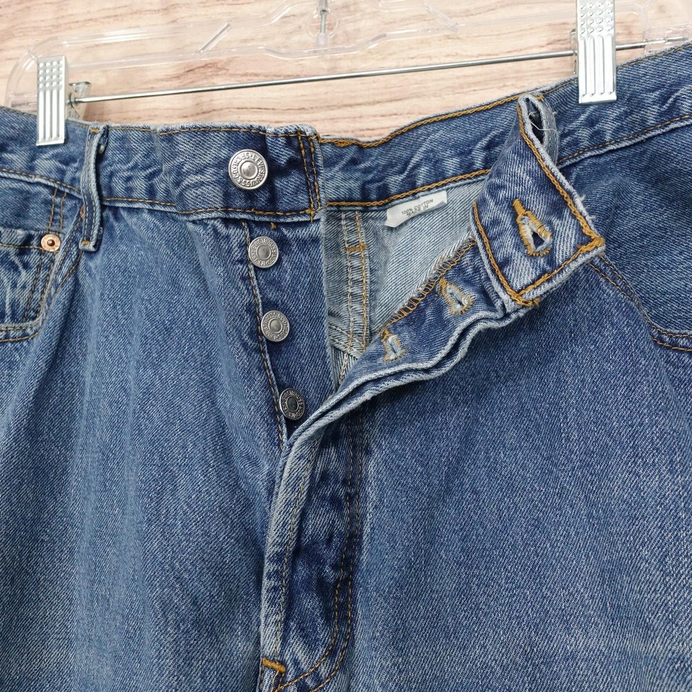 Levis 501 Jeans Mens 38x29 (40x30) Blue Regular Straight Denim Button Fly - Picture 4 of 15